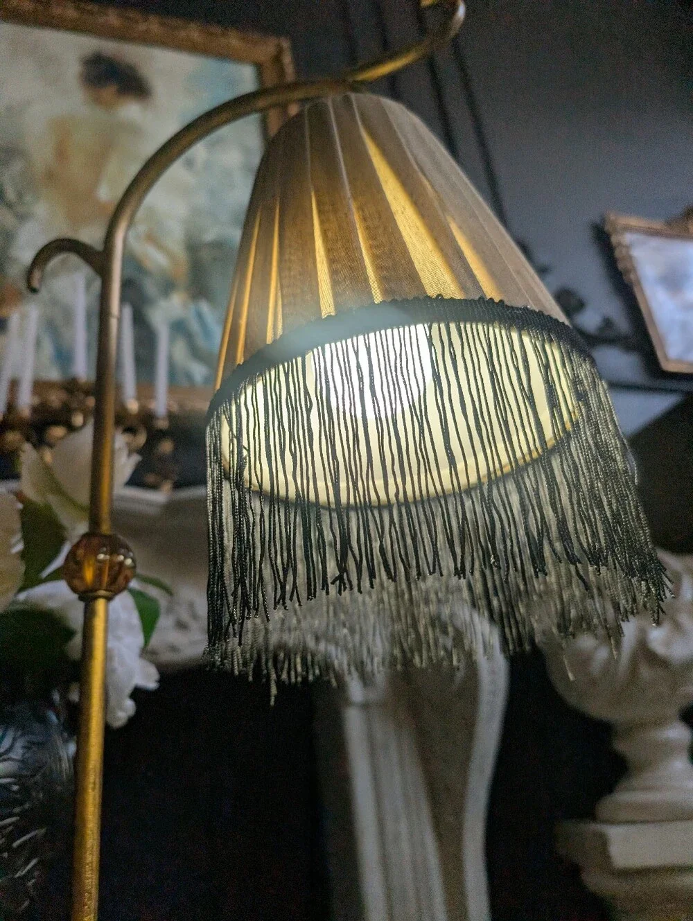Vintage, set of 2,  Cast Metal Black/Gold bridge-style table lamp w/ Fringe